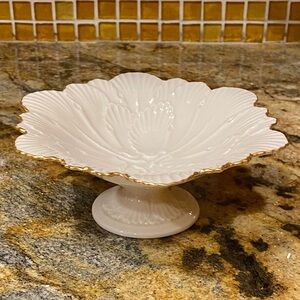 LENOX ARBOR COLLECTION SHELL RELIEF PEDESTAL CANDY DISH COMPOTE BOWL 14K GOLD